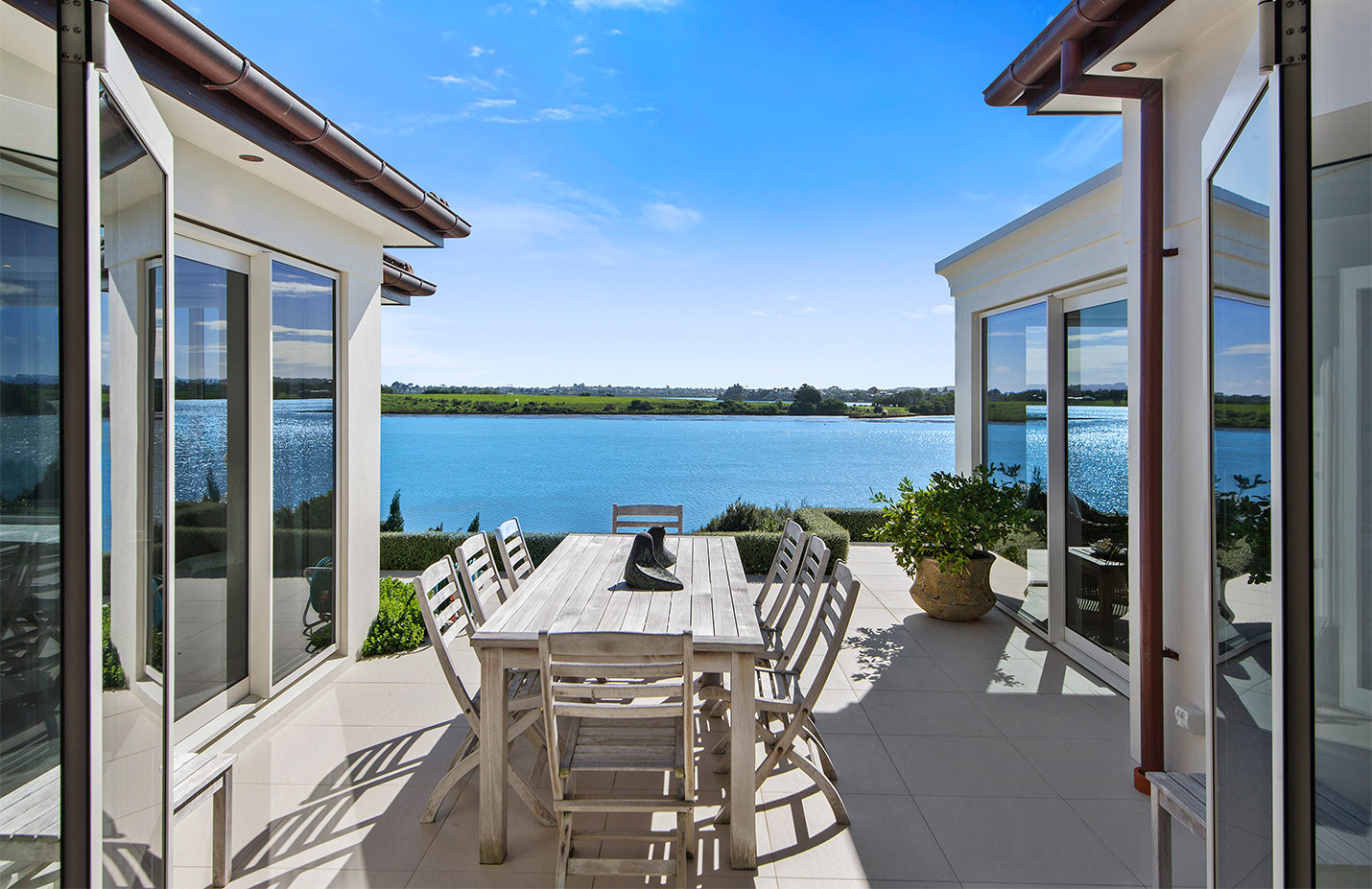 Spence Home River View